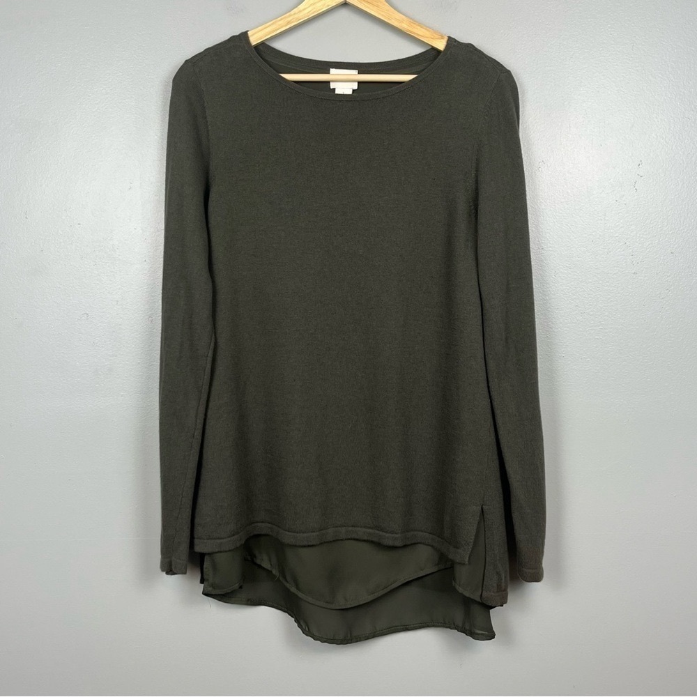 Chico’s olive cotton blend crewneck sweater w/attached chiffon tank, medium.